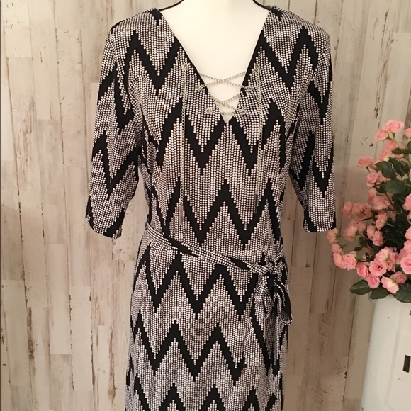 MSK Dresses & Skirts - MSK Black and White Chevron Dress Size Large